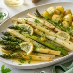 Spargel im Backofen Rezept mit grünem und weißem Spargel